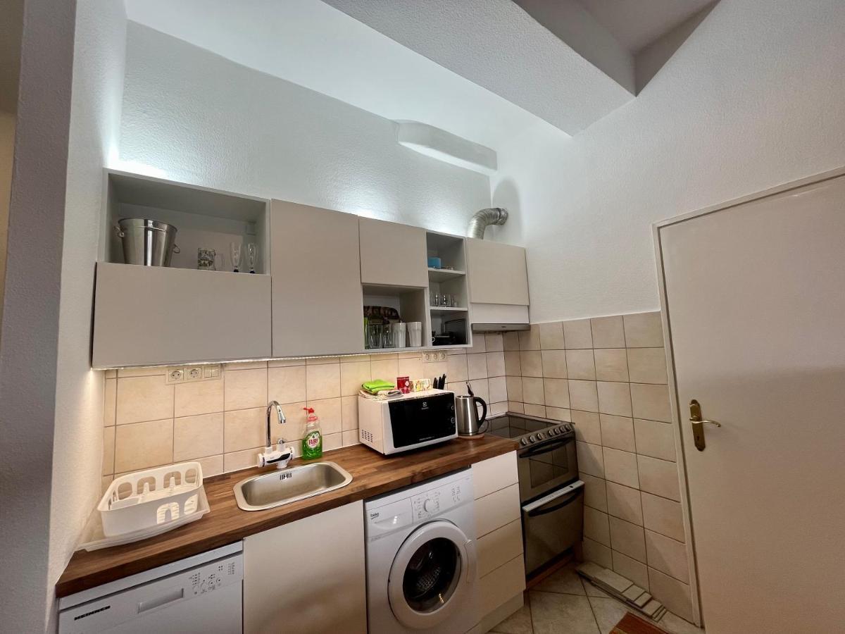 Bellevue City Apartment Boedapest Buitenkant foto
